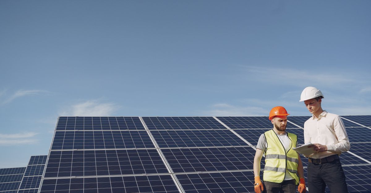 Enhancing Solar Performance Through Effective Support Services