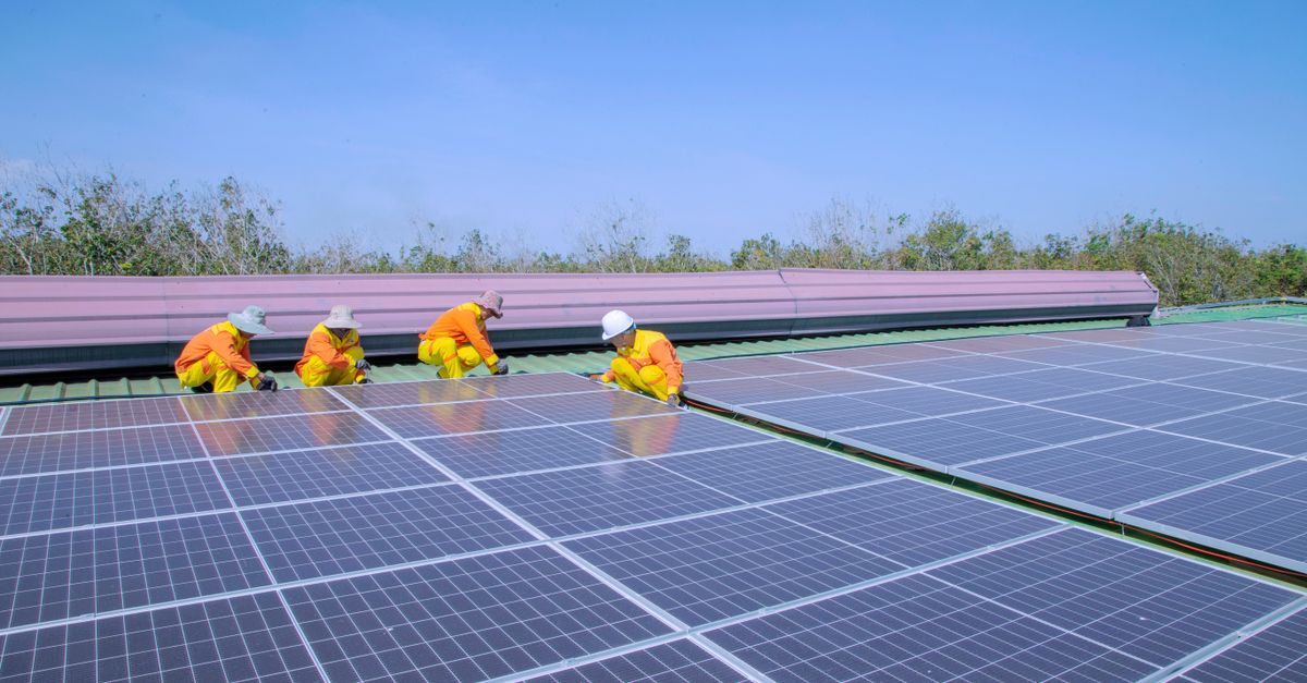 Innovative Techniques for Installing Bifacial Solar Panels